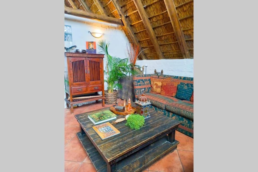Pantera Lodge & Cheetah Cottage Johannesburg Dış mekan fotoğraf
